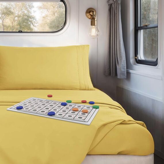 Clara Clark Premier 1800 Serie 4-teiliges Bettwäsche-Set für Queensize-Betten, luxuriös, weiche Bettlaken für Etagenbetten mit Wohnmobil, kurzes Queen-Size-Bett - Custard Mellow