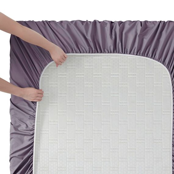 Clara Clark Premier 1800 Serie Bettlaken-Set, tiefe Taschen, knitterfrei, farbecht, schmutzabweisend, luxuriös, weiche Bettwäsche und Kissenbezüge, California-King-Size-Bett, Grauviolett