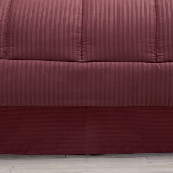Sweet Home Collection Bettwäsche-Set für Doppelbett, 6-teiliges Bett in Einer Tasche mit Bettrock, Spannbetttuch, Bettlaken, 1 Kissenbezug und 1 Kissenbezug, Dobby-Burgunderrot