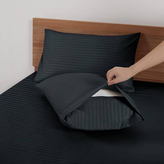 Mejoroom Gestreifte Bettlaken in voller Größe – extra weiches Bettlaken in voller Größe – 40,6 cm tiefes Bettlaken-Set, atmungsaktiv, knitterfrei, farbecht und schmutzabweisend, 4-teilig (02-Schwarz)