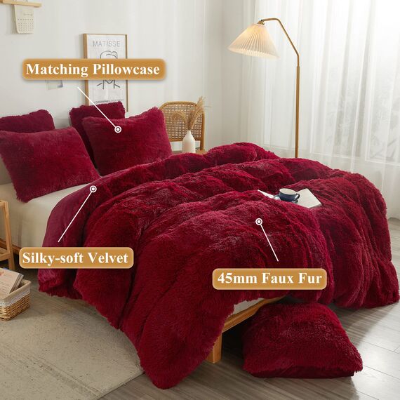 XeGe Plüsch-Bettwäsche-Set mit zotteligen Kissenbezügen aus weichem Kristallsamt, flauschig, 3-teilig (1 Kunstfell-Bezug + 2 Kunstfell-Kissenbezüge), Reißverschluss (Kingsize, Rot)