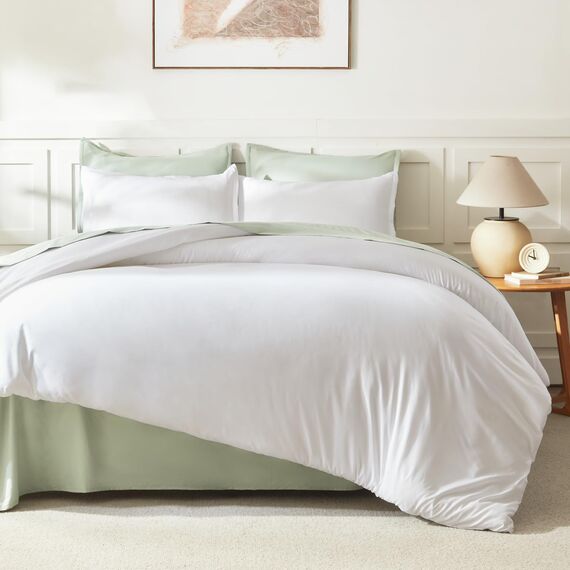 Litanika Weißes Bettdecken-Set für Queen-Size-Betten, 3-teilig, leicht, einfarbig, für alle Jahreszeiten, flauschiges Bettwäsche-Set (228 x 228 cm Bettdecke und 2 Kissenbezüge)