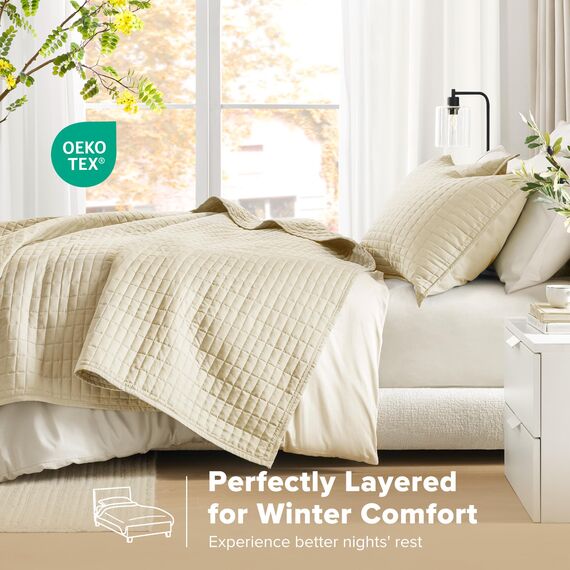 Comfort Spaces Kienna Bettwäsche-Set, luxuriös, doppelseitig, für alle Jahreszeiten, leicht, Tagesdecke, passende Kissenbezüge, King-Size-Bett (264,2 x 228,6 cm), elfenbeinfarben, 3-teilig
