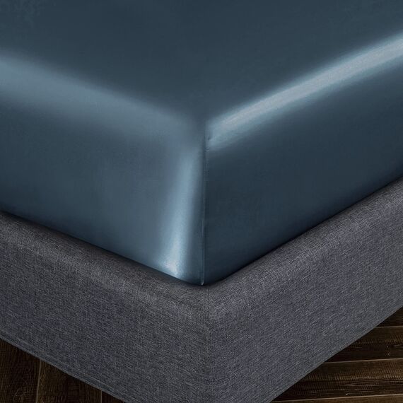 Homiest 4-teiliges Satin-Bettwäsche-Set mit tiefer Tasche, 1 Spannbetttuch + 1 Bettlaken + 2 Kissenbezüge (Queen-Size-Größe, Tiefseeblau)