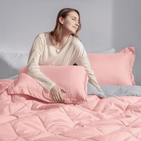 Basic Beyond Bettwäsche-Set für Doppelbett, wendbar, für alle Jahreszeiten, 1 Bettdecke (167,6 x 233,7 cm) und 1 Kissenbezug (50,8 x 66 cm + 5 cm), Babyrosa/Grau