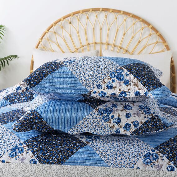 HoneiLife Steppdecken-Set in Queen-Size, 3-teilig, Mikrofaser, wendbar, Patchwork-Bezüge, Blumen-Bettwäsche-Set, Ganzjahresdecke, Blau-Weißes Porzellanmuster