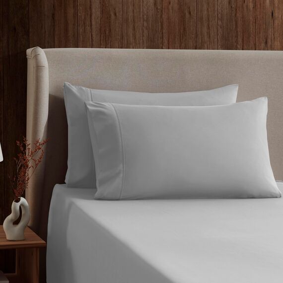 Nestl Bedding Weiches Bettlaken-Set, 4-teiliges Bettwäsche-Set, 3-reihige Design-Kissenbezüge, pflegeleicht, knitterfrei, 20,3 cm, 30,5 Spannbettlaken für niedriges Profil, RV kurzes Queen, Silber
