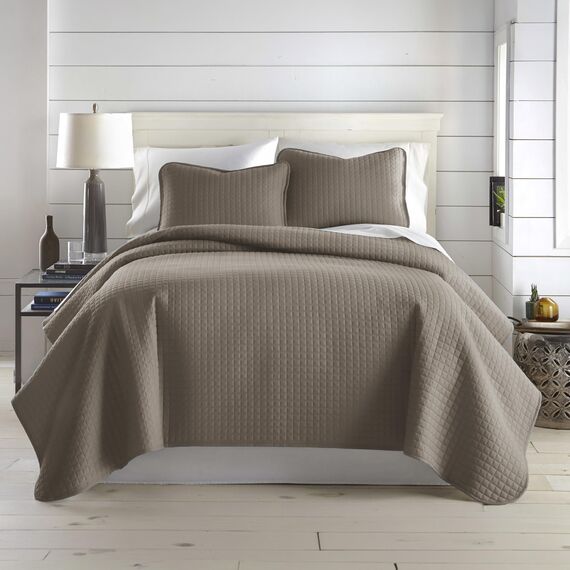 Vilano Springs, Premium-Qualität, weich, knitterfrei, farbecht und schmutzabweisend, einfache Hülle, übergroßes Bettwäsche-Set mit 1 Steppdecken-Set und 2 Kissenbezügen, King/California King Size,