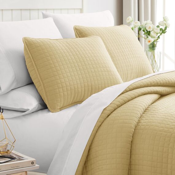 Southshore Fine Living, Inc. Hochwertiges, weiches, knitterfreies und lichtbeständiges Bettwäsche-Set, übergroßes Bettbezug-Set mit 1 Bettwäsche-Set und 2 Kissenbezügen, Gold, Full/Queensize-Bett