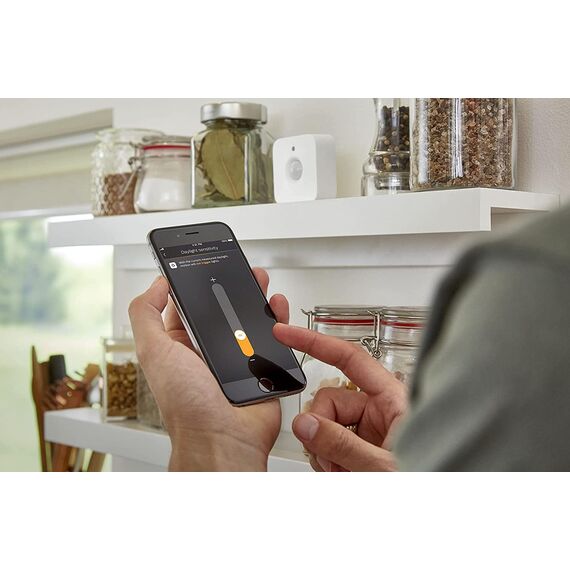 Philips Hue Bewegungsmelder Indoor, Tageslichtsensor für smarte Beleuchtung, automatische Lichtsteuerung bei Bewegung für EIN sicheres Zuhause, weiß (Packung mit 2)