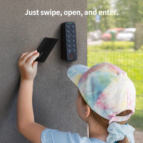 SwitchBot WLAN Smart Lock Pro mit Touchscreen-Tastatur, Türriegelschlösser, Smartes Türschloss, Elektronisches Türschloss, Türöffner per App, Fingerprint, Code, Alexa, unterstützt Matter (Card)