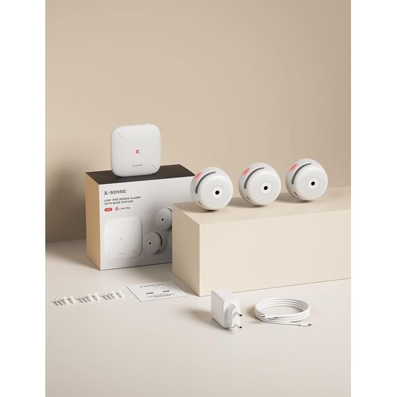 X-Sense Smart Rauchmelder XS01-M mit SBS50 Basisstation, Zertifiziert nach EN 14604, Funkrauchmelder mit WLAN, vernetzbarer Feuermelder, kompatibel mit der X-Sense Home Security App, FS31, 3 Stück