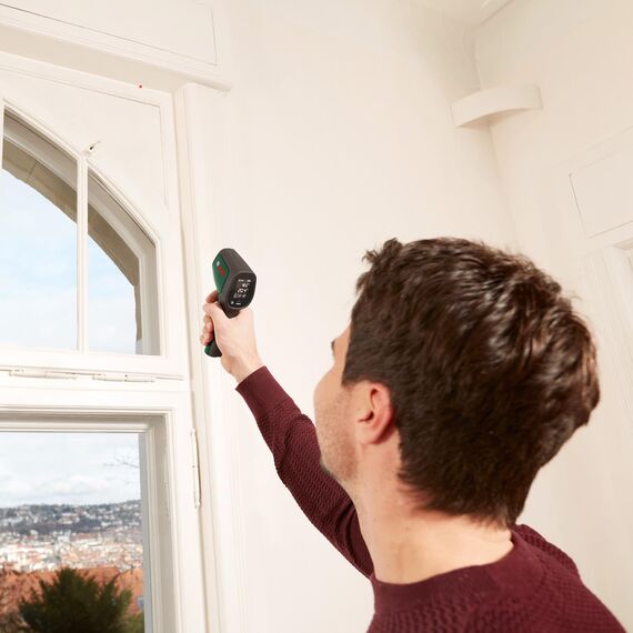 Bosch Infrarotthermometer UniversalTemp (-30°C…+500°C, einfach und präzise messen, 3 vordefinierte Materialgruppen, im E-Commerce Karton)