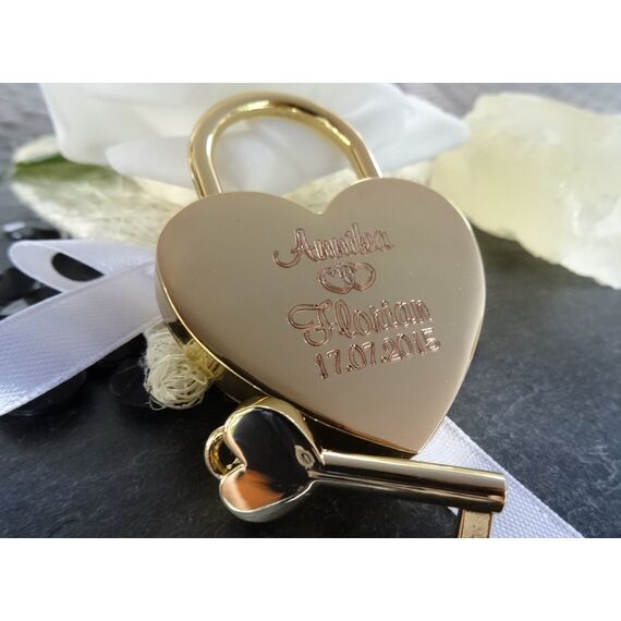 Liebesschloss mit Gravur und Schlüssel - Herzschloss Vorhängeschloss personalisiert mit Wunschtext - Pärchen Geschenke für Frauen - Jahrestag Geschenk für Sie - Partner Geschenke für Ihn (Rot)