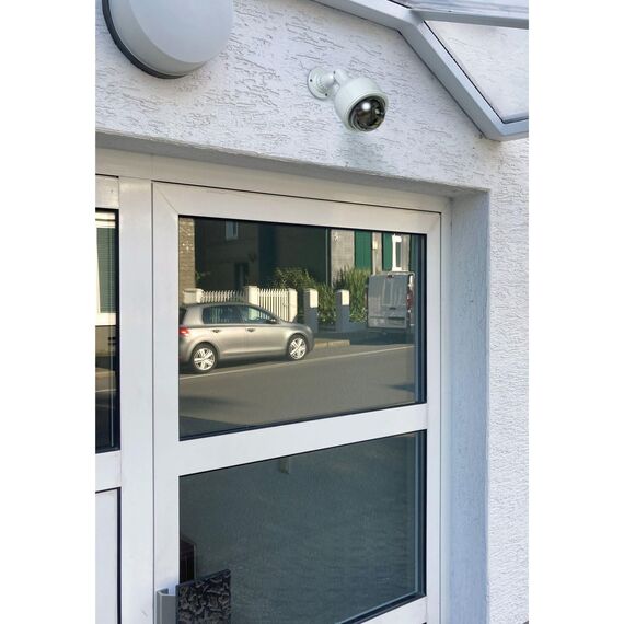 BASI | 3er Set Dome Kamera-Attrappe mit blinkendem LED-Licht | Dummy Kamera | Überwachungskamera für den Innen- und geschützten Außenbereich | 360 Grad Halterung | Weiß | CCTV