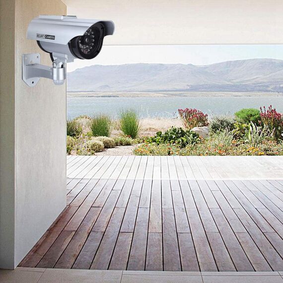 Sonew Kamera Attrappe Außen, Dummy Kamera für Innen/Außen, Überwachungskamera für Überwachungskameras mit roter Blinkender LED(Silver)