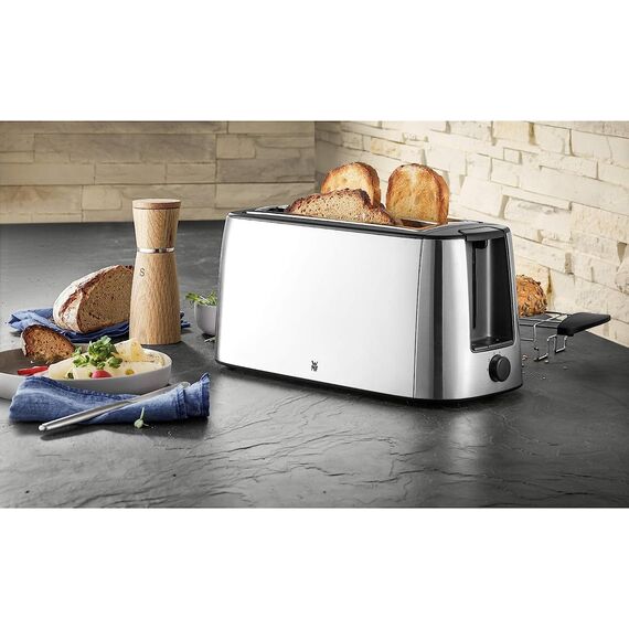 WMF Bueno Pro Langschlitz-Toaster aus Edelstahl für 4 Brotscheiben, mit Brötchenaufsatz, Aufknusper- und Auftaufunktion, 6 Bräunungsstufen – stilvoll für knusprigen Genuss im modernen Küchenambiente