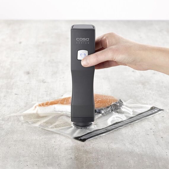 CASO Vacu OneTouch Akku-Vakuumierer – kabellos & kompakt, 3 L/Min, -0,4 bar, LED-Anzeige, Auto-Stopp, Lithium-Ionen-Akku, leichte Reinigung, inkl. ZIP-Beutel-Set & USB-C-Kabel