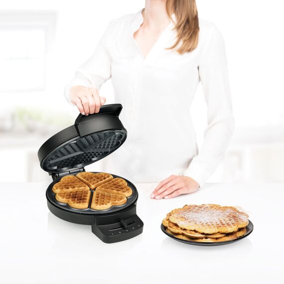 Princess Waffeleisen Deluxe, 5 Herzwaffeln, 1000 W Leistung, Antihaftbeschichtung, Kontrollleuchten, Kompaktes Design, 01.132378.01.001