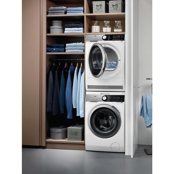 AEG Wärmepumpentrockner, AbsoluteCare, Wolle-Seide-Outdoor trocknen, Mengenautomatik, Knitterschutz, Kindersicherung, Schontrommel, Trommelbeleuchtung