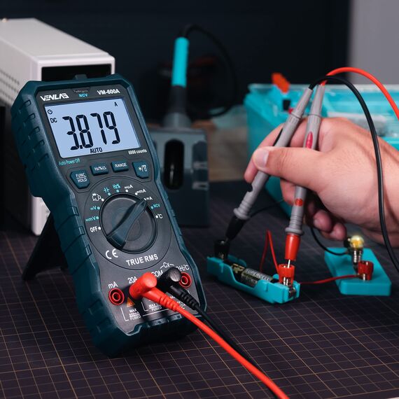 Multimeter mit 6000 Zählungen, True RMS Auto-Ranging Digital,VENLAB Strommessgerät Voltmeter, Misst genau Spannung Strom Widerstand Diode Durchgang, Mit LCD-Anzeige und faltbar Ständer.
