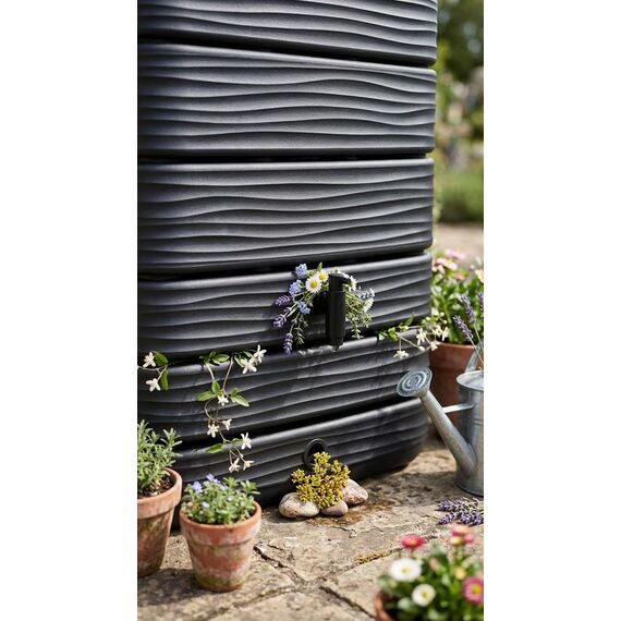 Ondis24 Regenwasser Wandtank Regenfass Eco 650 Liter Graphit anthrazit inkl. Wasserhahn
