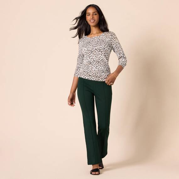 Amazon Essentials Damen Leichter, Langärmeliger Pullover Mit Rundhalsausschnitt (Erhältlich in Übergröße), Weiß Gepardenaufdruck, XXL