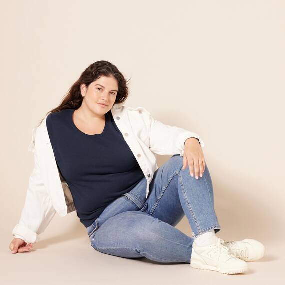 Amazon Essentials Damen Leichter, Langärmeliger Pullover Mit Rundhalsausschnitt (Erhältlich in Übergröße), Marineblau, XXL
