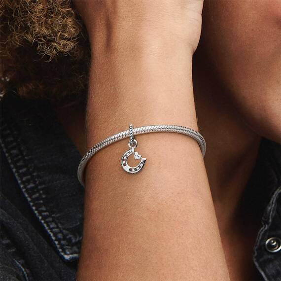PANDORA Glückshufeisen Charm-Anhänger, Sterling-Silber799157C01