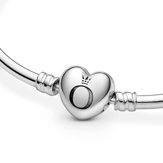 PANDORA Moments Herzverschluss Armreif aus Sterlingsilber aus der PANDORA Moments Kollektion, Größe: 15, 596268-15