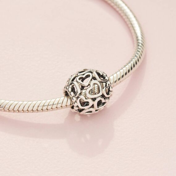 PANDORA All Over-Herzen Charm Sterling-Silber 11 x 11 x 10,7 mm (T/H/B)