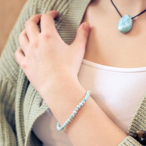 Lebensquelle Plus Mini Kugelarmband | 4mm | Hochwertiges Edelsteinarmband (Larimar)