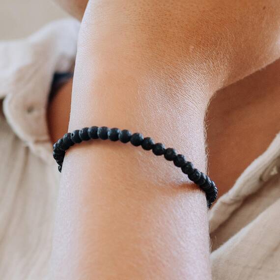 Lebensquelle Plus Mini Kugelarmband | 4mm | Hochwertiges Edelsteinarmband (Lavastein)