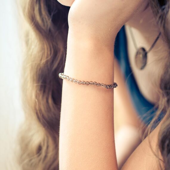 Lebensquelle Plus Mini Kugelarmband | 4mm | Hochwertiges Edelsteinarmband (Rauchquarz)