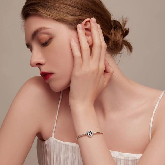 Geschenke für Frauen Anhänger Charm aus 925er Sterlingsilber, Herzform mit Händen, Liebes-Anhänger, kompatibel mit Pandora-Armband, Schmuckgeschenk