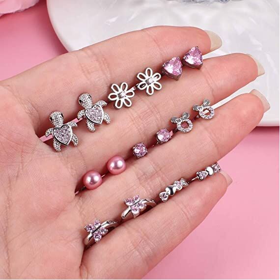 LOLIAS 8 Paare Screwback Ohrstecker Ohrringe für Damen Mädchen - Hypoallergene Hoop Ohrringe mit Nette Blume, Ball, Herz, CZ Schmetterling Stud und Tragus Knorpel Piercing