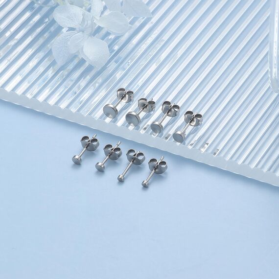 YADOCA 4 Paare G23 Titanium Ohrstecker Hypoallergen für Damen Herren Mädchen Silber Ohrstecker Runde Scheibe Ohrringe für Empfindliche Ohren 2/3/4/5mm