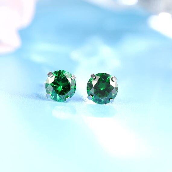 Limerencia Titan Ohrstecker für Damen Herren, G23 Implantat Ohrringe Hypoallergen Titan, Nickelfrei Medizinische Ohrstecker, 5 MM CZ Ohrringe für empfindliche Ohren Mode Damenschmuck