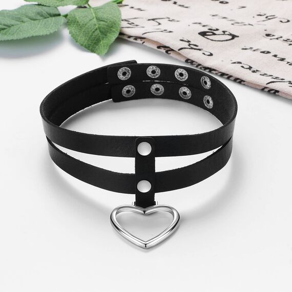 JewelryWe Schmuck Damen Choker Halsband Leder Halskette Gothic Punk Herz Zweischichtig Collier Kette mit Herz Anhänger verstellbare Kragen Halsketten für Frauen Mädchen Schwarz