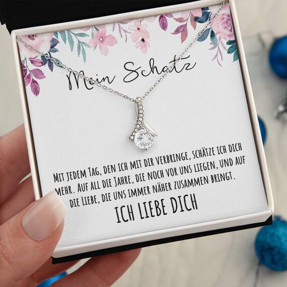 BYLITZ An meinen Schatz Halskette mit Karte Herz Kette mit LED Box und Spruch für Damen Frau Partnerin Freundin oder Verlobte zum Jahrestag Geburtstag Weihnachten (Standard Box - Schlaufe V7)