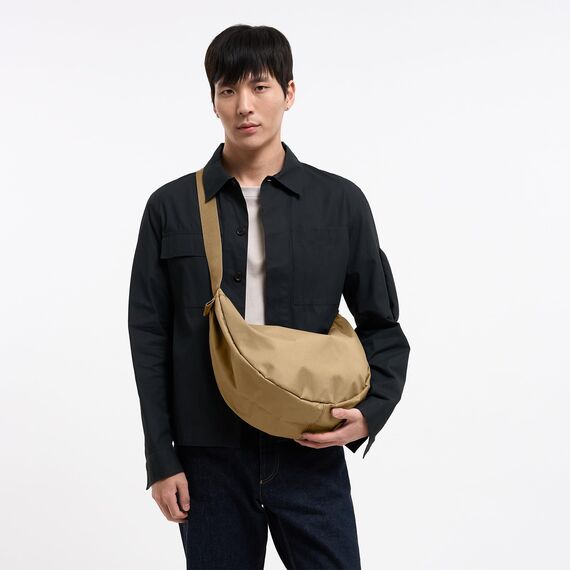 GOT BAG Crossbody Moon Bag | Halbmond Handtasche Wasserabweisend | Stylische Umhängetasche mit verstellbarem Gurt