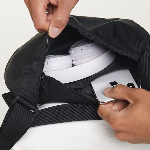 GOT BAG Crossbody Moon Bag | Halbmond Handtasche Wasserabweisend | Stylische Umhängetasche mit verstellbarem Gurt