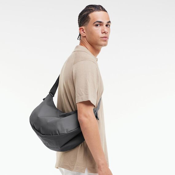 GOT BAG Crossbody Moon Bag | Halbmond Handtasche Wasserabweisend | Stylische Umhängetasche mit verstellbarem Gurt