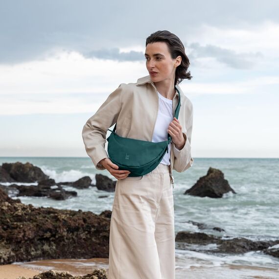 GOT BAG Crossbody Moon Bag | Halbmond Handtasche Wasserabweisend | Stylische Umhängetasche mit verstellbarem Gurt