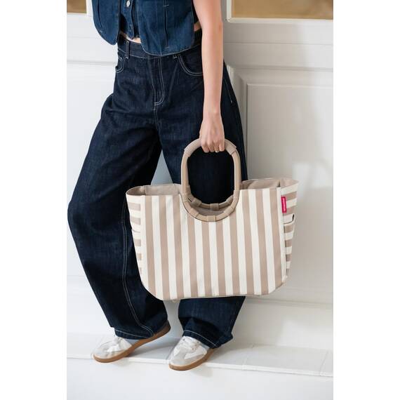 reisenthel loopshopper L summerstripes coffee – Stabile Tasche mit praktischen Fächern aus recycelten PET-Flaschen – Charmantes und wasserabweisendes Design