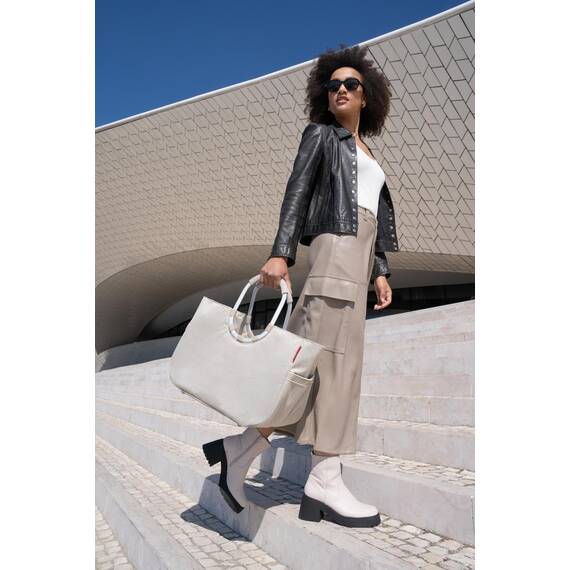 reisenthel loopshopper L herringbone sand – Stabile Tasche mit praktischen Fächern aus recycelten PET-Flaschen – Charmantes und wasserabweisendes Design