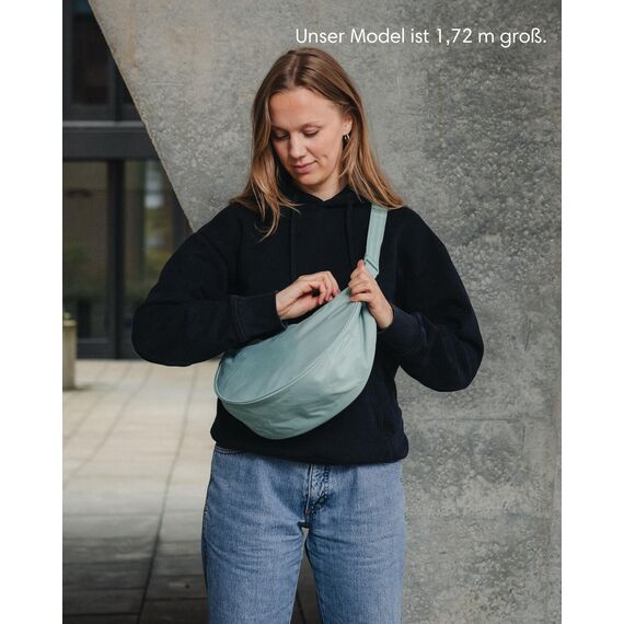 LARKSON Crossbody Bag Damen & Herren Pfirsich - Solveig Medium - Umhängetasche im Halbmond Style - Halbrunde Schultertasche - Moon Bag Design - Wasserabweisend