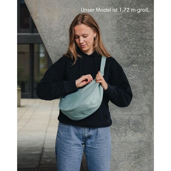 LARKSON Crossbody Bag Damen & Herren Beige Gestreift - Solveig Medium - Umhängetasche im Halbmond Style - Halbrunde Schultertasche - Moon Bag Design - Wasserabweisend