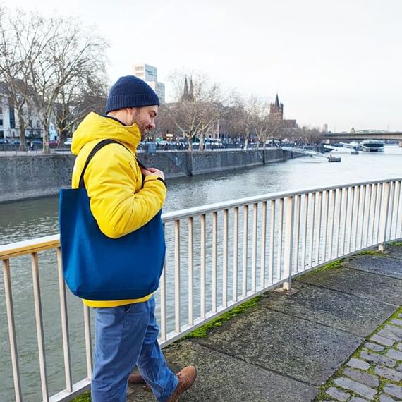 Cottonbagjoe Große Shopper Baumwolltasche 45 × 38 × 10 cm aus 220 g/m² Baumwolle – Stofftasche mit Reißverschluss-Innentasche, Softfinish & schwarzen Henkeln – OEKO-TEX® STANDARD 100