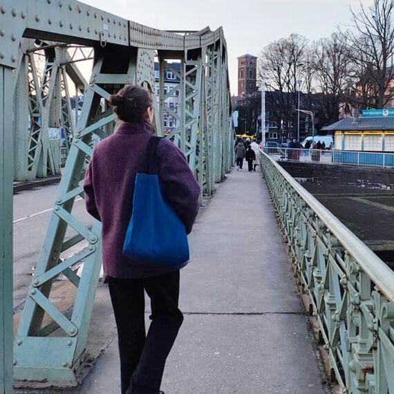 Cottonbagjoe Große Shopper Baumwolltasche 45 × 38 × 10 cm aus 220 g/m² Baumwolle – Stofftasche mit Reißverschluss-Innentasche, Softfinish & schwarzen Henkeln – OEKO-TEX® STANDARD 100